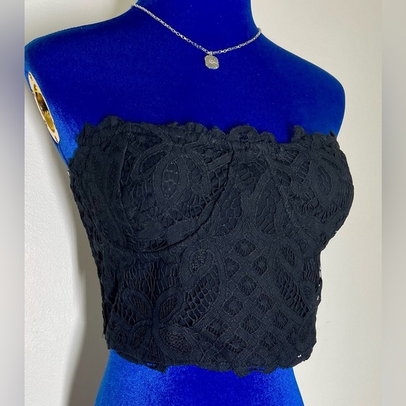 FP Free People Intimately | Adella Bandeau Top / Bra |
Smocking | Women’s L - Picture 1 of 5